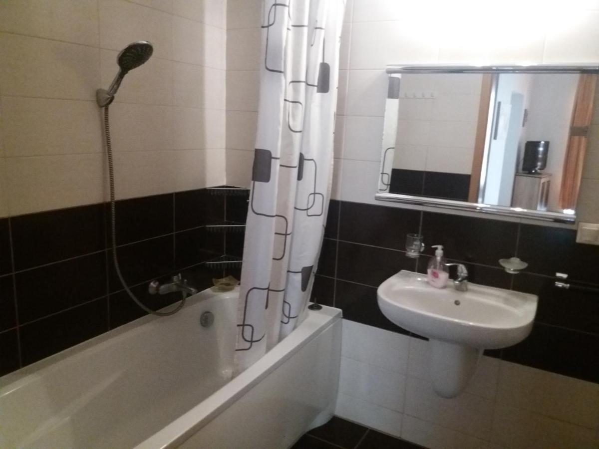 Avantgarden1 .Apartament Lux ブラショフ エクステリア 写真